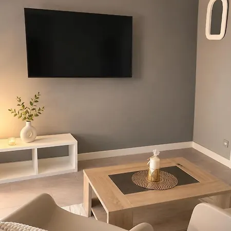 Cozy شقة